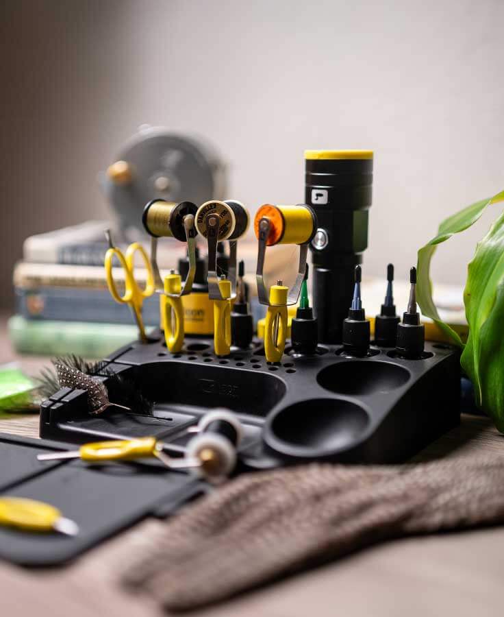 Loon Bench Boss - Fly Tying Station